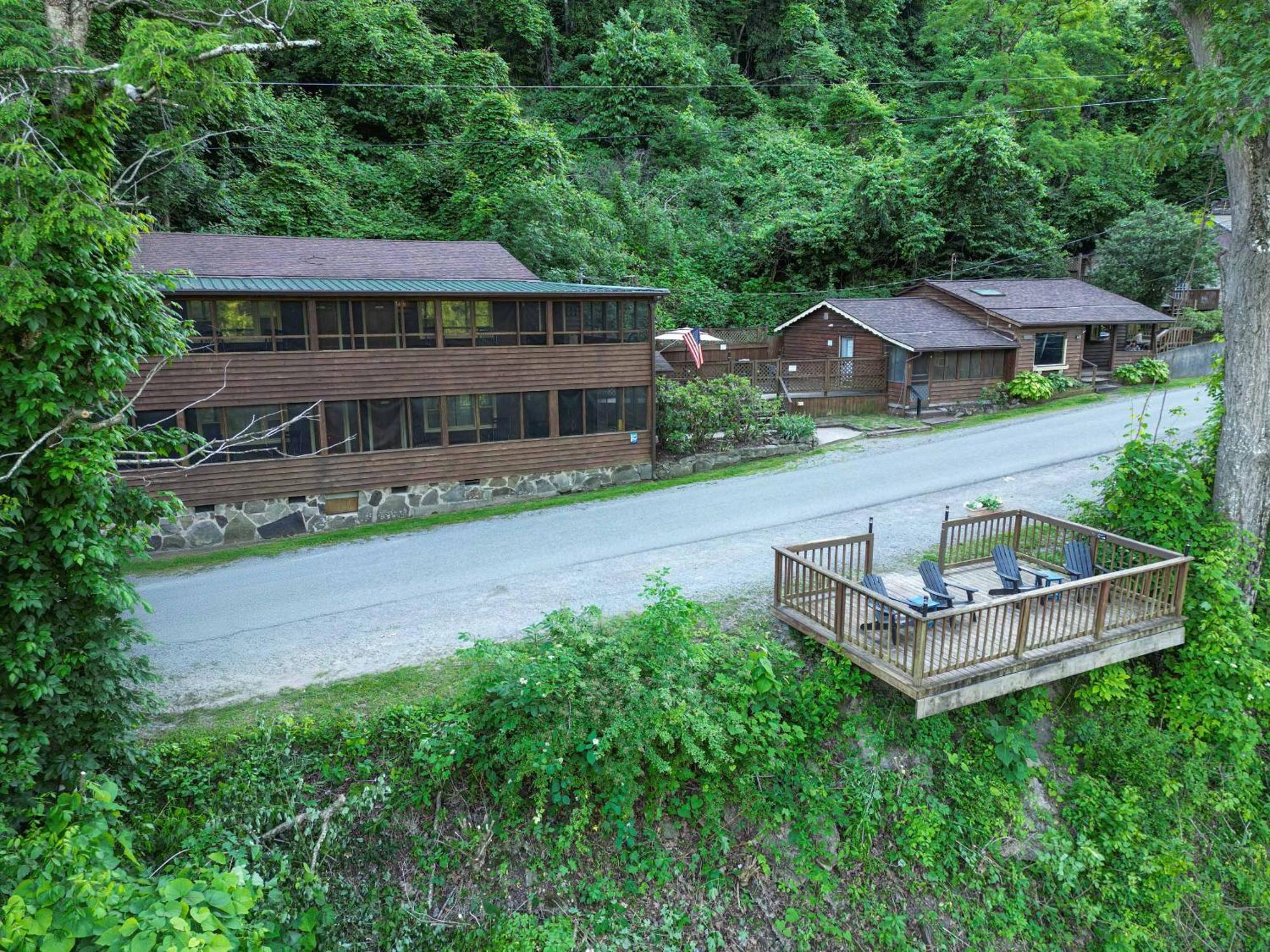 River Front Resort Elkins Ngoại thất bức ảnh